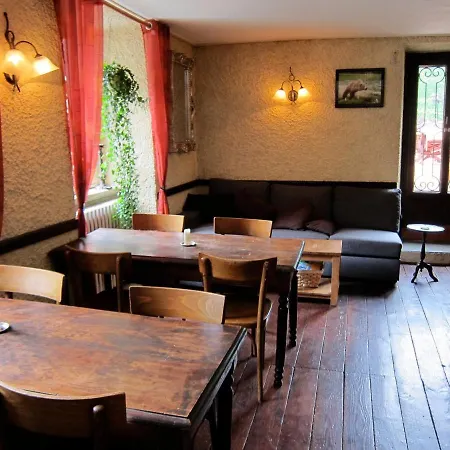 Hotel Des Deux Rivieres