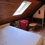 Des Deux Rivieres Hotel *