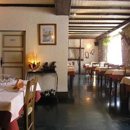 Des Deux Rivieres Hotel Seix