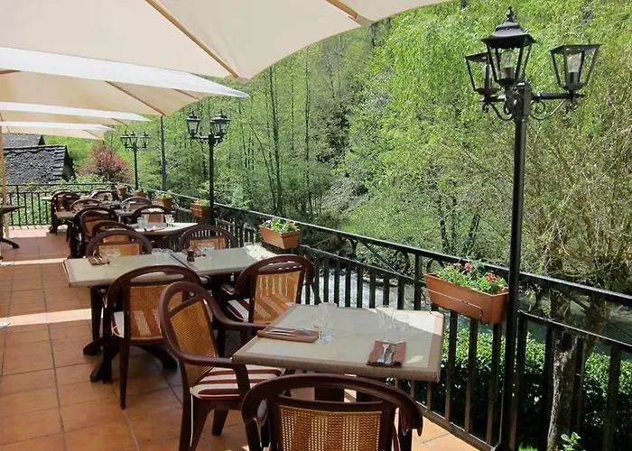 Hotel Des Deux Rivieres